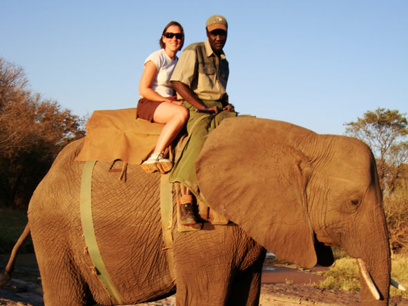 Bonita Cronje - elephant back safari!